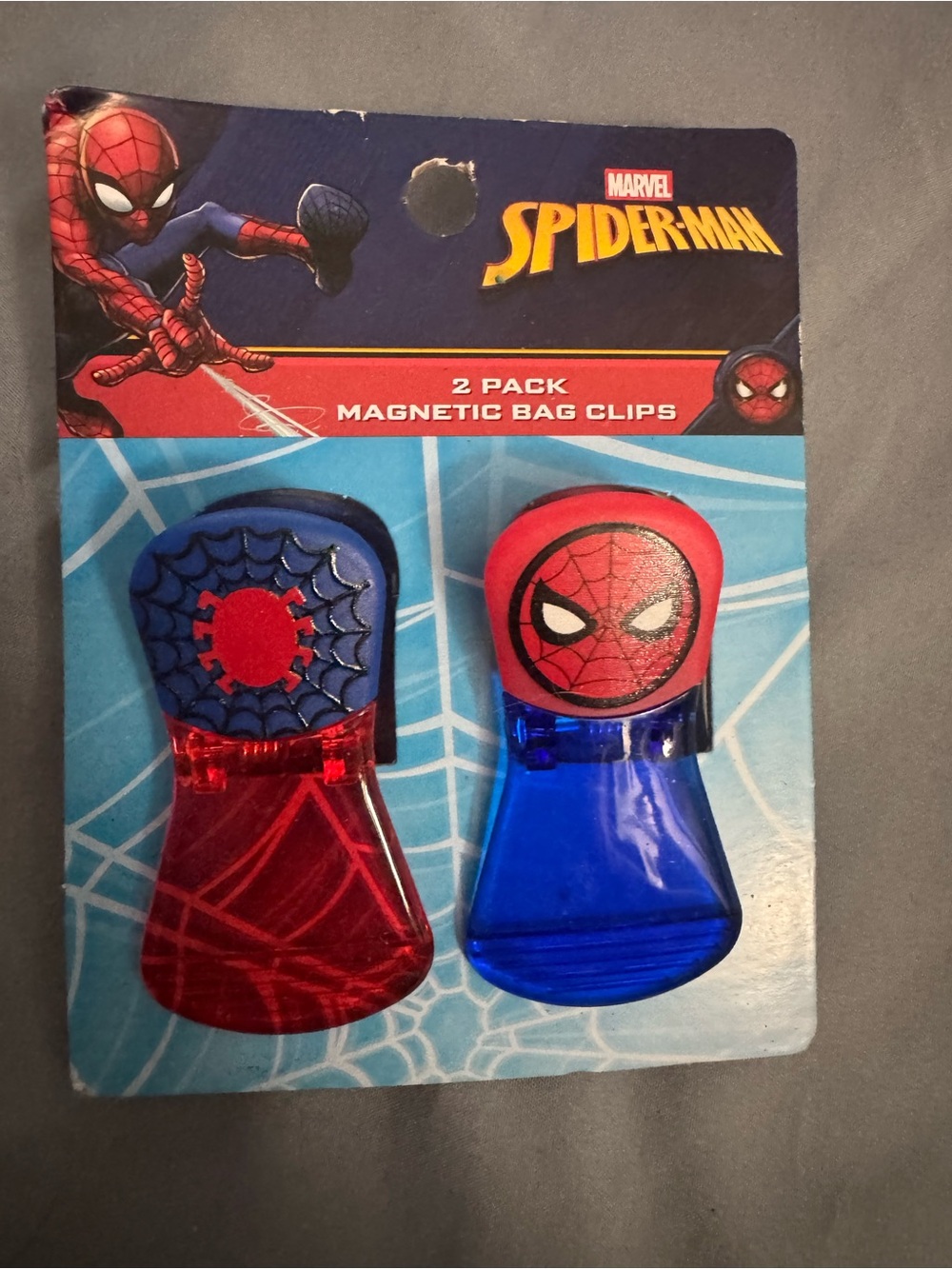 Marvel Spider-Man Magnetic Bag Clips - Red & Blue (2 Pack)